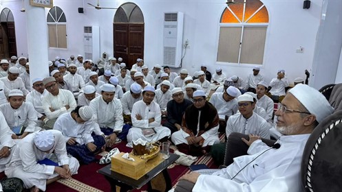اختتام الدورة العلمية التأهيلية لطلاب كليتي العلوم الإسلامية والشريعة والقانون 02